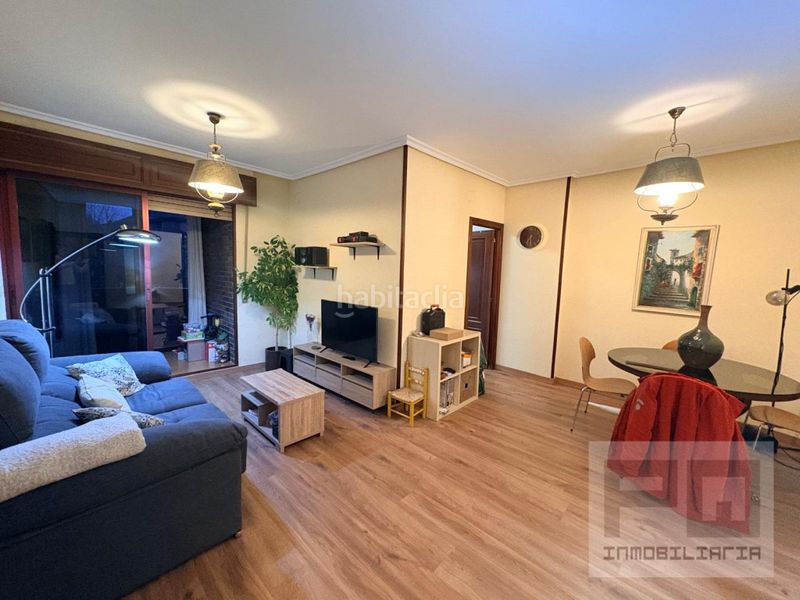 Foto 7e55a7d6-6667-443a-819e-f8e06f6c7fe1. Rent flat in Centro Ávila