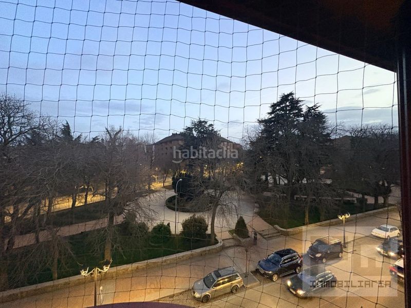 Foto df1f9728-0234-45ea-bb37-ade52652b431. Rent flat in Centro Ávila