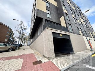 Car parking  Calle teruel. Se venden dos plazas de garaje juntas, buena ubicación