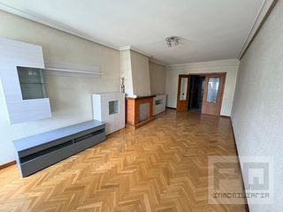 Affitto Appartamento in Navas del Marqués (Las). Amplisima vivienda en alquiler en el centro del pueblo