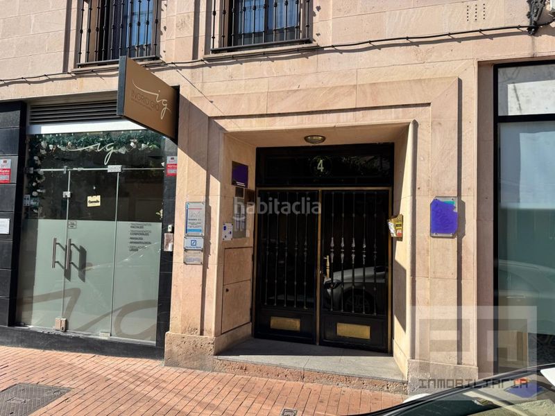 Foto c23335e2-9526-4403-922c-3d3db6219cc6. Planta baixa amb calefacció a Sur Ávila