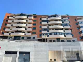 Pis  Calle manuel gomez moreno. Exclusiva vivienda con terraza, garaje y trastero en manuel góme