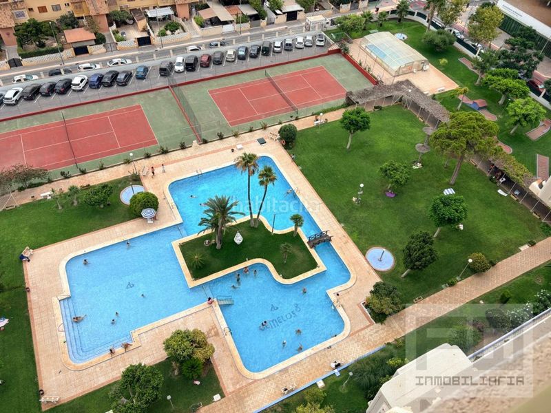 Foto 46cd8ed0-a910-43d1-b38e-cd2eec49b7e5. Apartament amb aparcament a Juzgados - Plaza de Toros Benidorm
