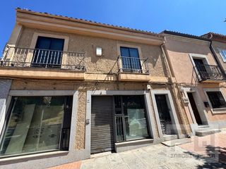 Location Appartement  Avenida madrid. Ático amueblado junto al centro de ávila, listo para entrar