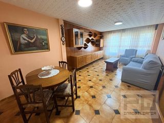 Miete Etagenwohnung in Navas del Marqués (Las). Piso en alquiler de 3 drmitorios con terraza amueblado