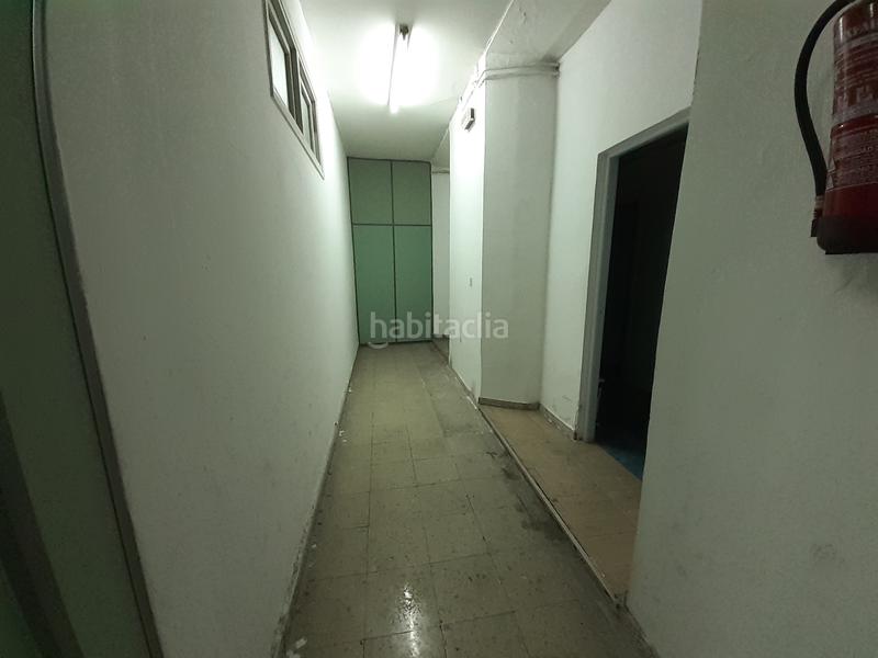 Foto e4ffd518-93d1-432d-9692-1965a0283a7f. Local comercial a El Carmen - Barrio Gimeno Burgos