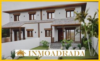 Maison  Cervantes. Inmoadrada vende chalet pareado  con  aerotermia y placas solare