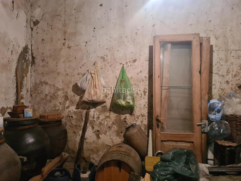 Foto f8ea9638-c4f3-4e63-b731-007fff4c5660. Masia a Adrada (La)