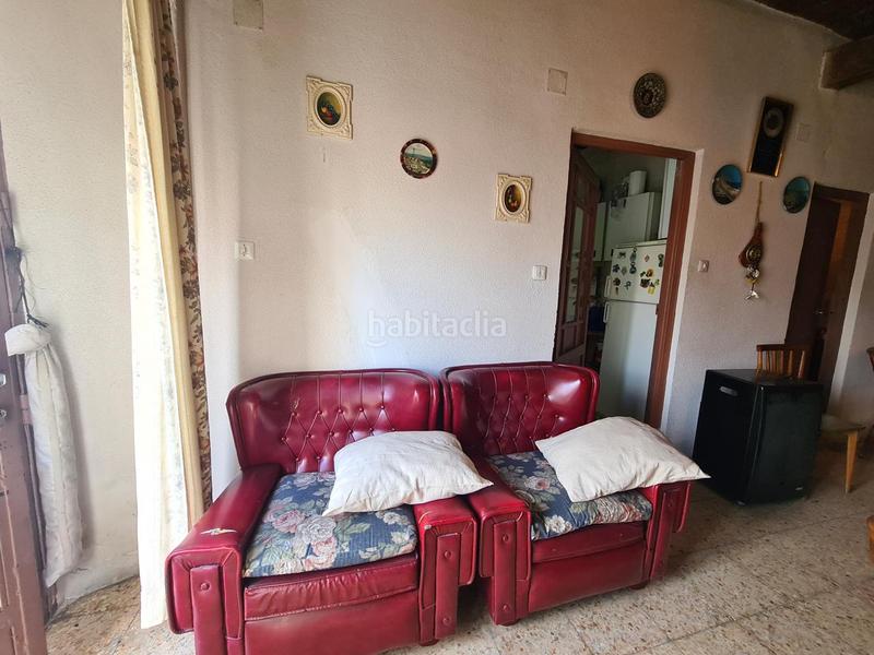 Foto f95ca350-4b2b-41cb-9101-d75ff057566c. Masia a Adrada (La)
