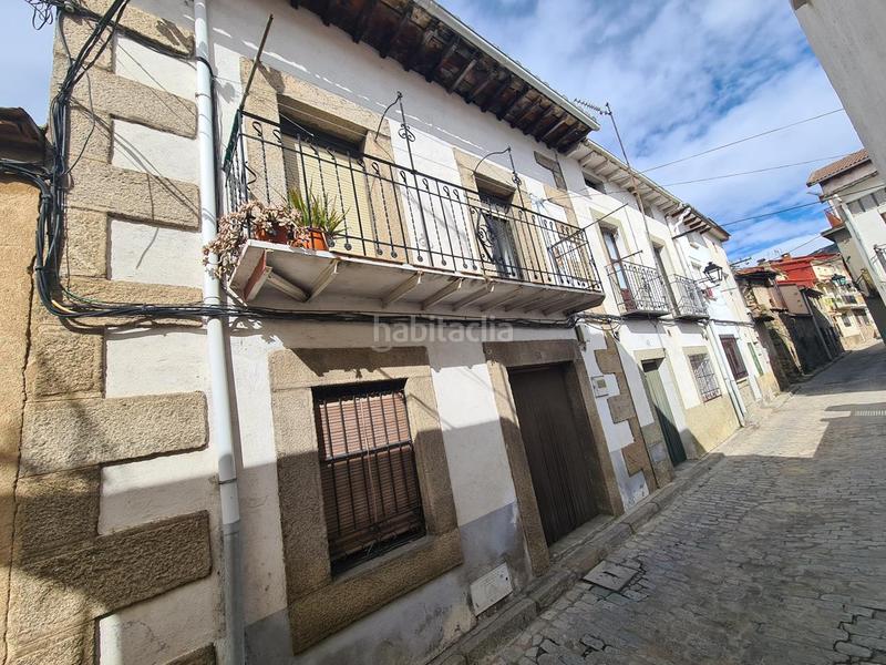 Foto fb532361-fb28-437a-a660-795e03cefb84. Masia a Adrada (La)