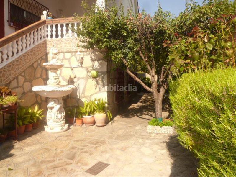 Foto 0d1f0dbf-bf73-4b9b-9bdc-13f8e734bfea. Casa amb calefacció a Adrada (La)