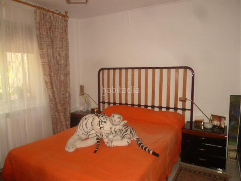 Foto 2a4d2237-b4a7-4eef-8648-3d4c39c7680d. Casa amb calefacció a Adrada (La)
