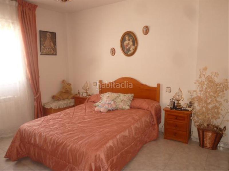 Foto af2397b1-26ae-4e89-887f-fb3ddf82c0c6. Casa amb calefacció a Adrada (La)