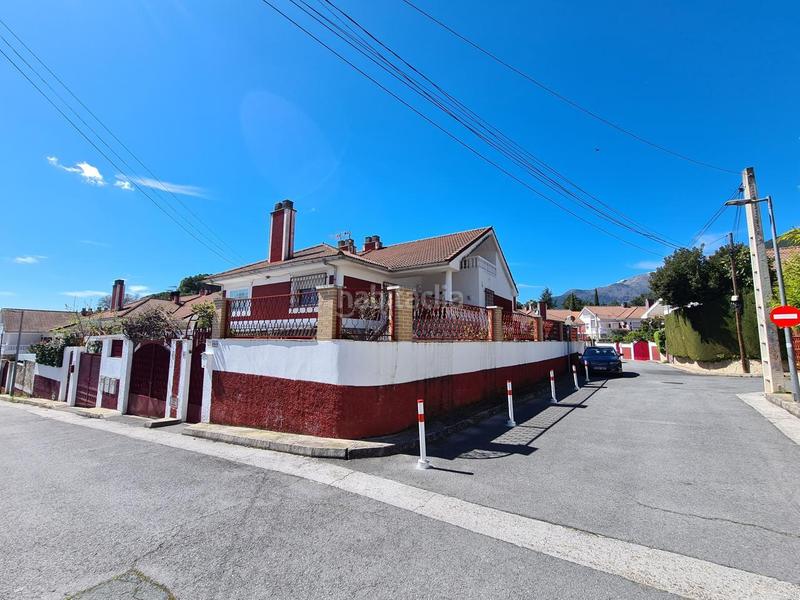 Foto f5cc6d8f-19ea-42f4-8915-9d123b667d31. Casa amb calefacció a Adrada (La)