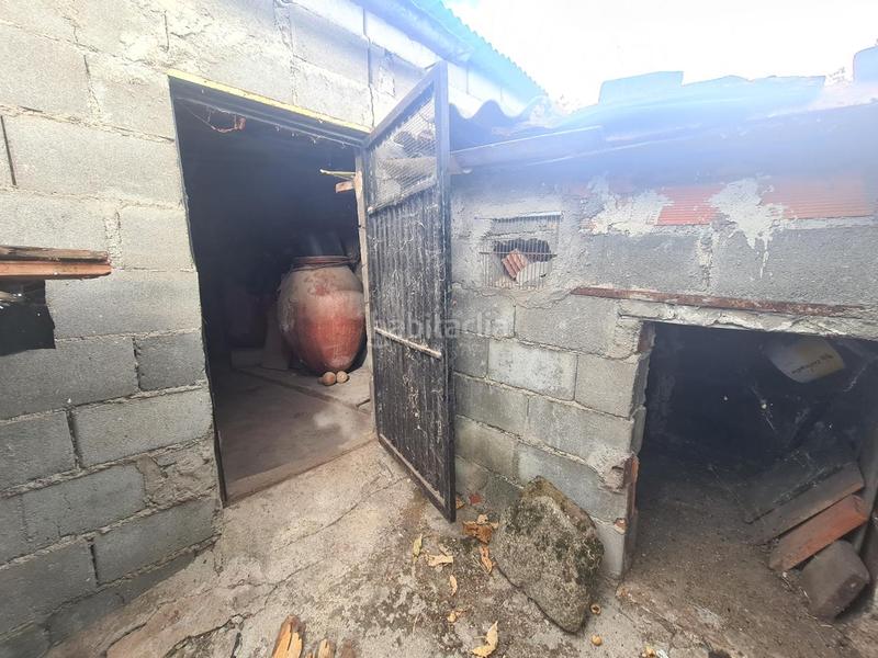 Foto 6579e801-05f4-44d2-a607-5c09aaabed98. Bâtiment à usage industriel dans Adrada (La)