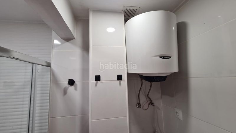 Foto 3701d317-94e5-4d1b-a402-a3276df382ec. Casa in Adrada (La)