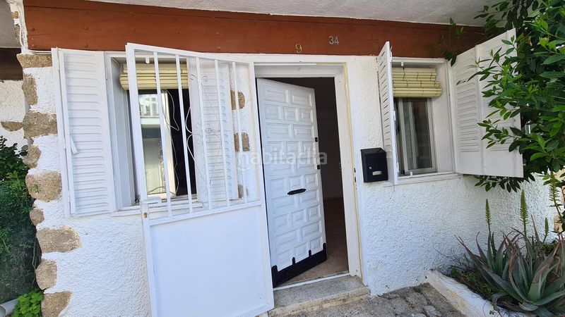 Foto d721c659-4993-4559-b90f-bc5c54a3a487. Casa in Adrada (La)