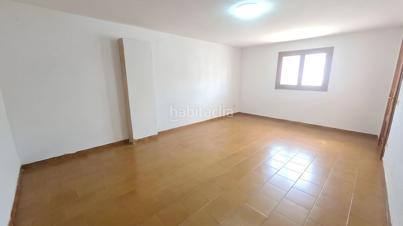 Foto 678471ec-59a5-44e7-8cf1-94bc9a675402. Casa con riscaldamento piscina in Adrada (La)