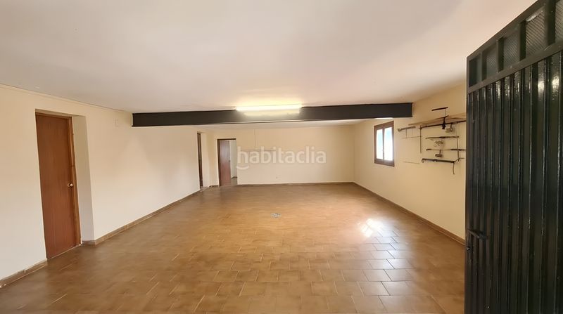 Foto d861de1b-336b-4d38-b835-429042d4a58c. Casa con riscaldamento piscina in Adrada (La)