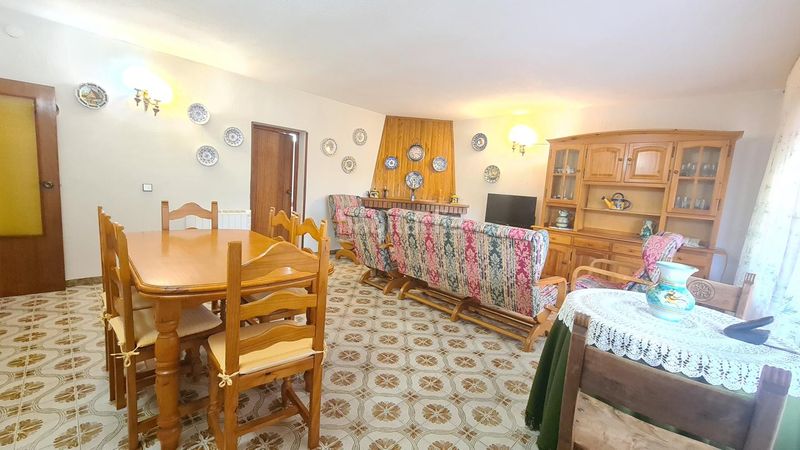 Foto db539bc8-1551-45be-bd6d-772c024dcedd. Casa con riscaldamento piscina in Adrada (La)