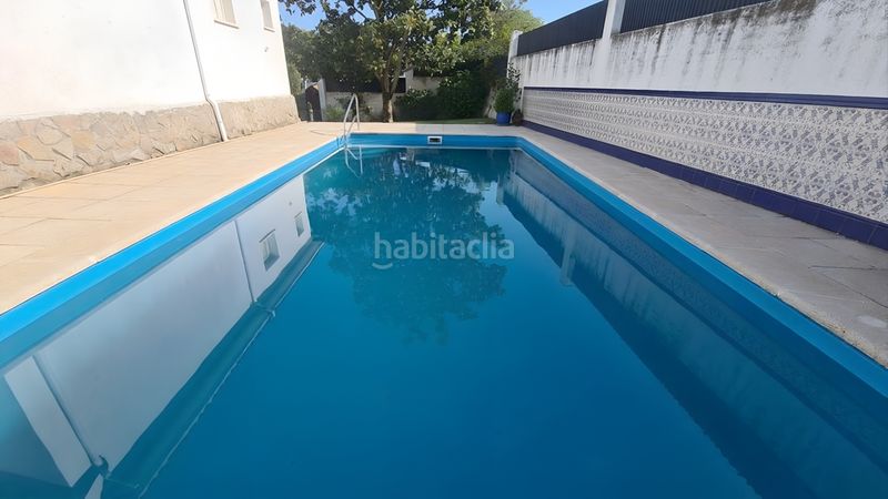 Foto e0dffe7d-b3c6-40ad-af3d-5409d79eaea3. Casa con riscaldamento piscina in Adrada (La)