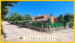 House  Franquillo. Adosado esquina franquillo habitación planta baja