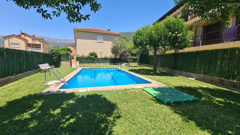 Foto 1db1ce4c-0690-4c1f-b860-8aee2b2c5ea1. Casa amb piscina a Adrada (La)