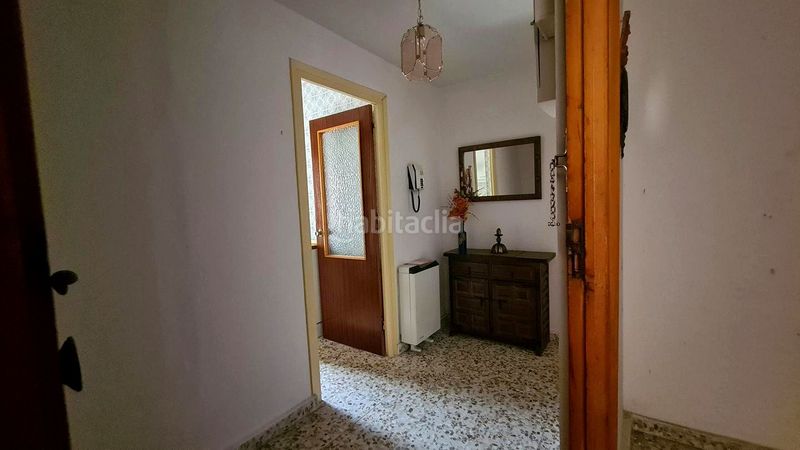 Foto a0b7738f-02c0-4f5f-9a80-25da5e0400af. Pis amb aparcament a Adrada (La)