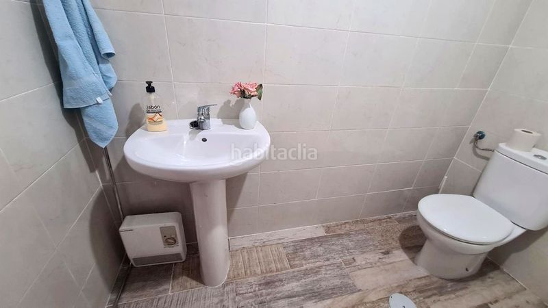 Foto ed0fc840-040f-4aa6-ac72-8e07067a7af0. Pis amb aparcament a Adrada (La)
