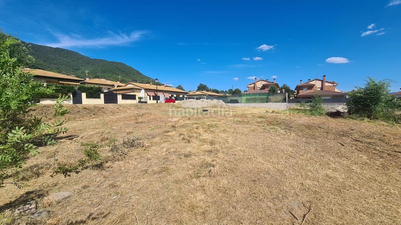 Foto 91c7510e-b8a6-4713-aeea-c82900b3f356. Terreny residencial a Adrada (La)