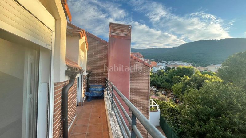 Foto c2146dad-f63c-4c73-a5e8-09d97b3345a1. Duplex con piscina in Piedralaves