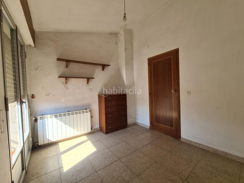 Foto 0e5775e3-b2aa-466e-83e8-f59100ff9a36. Casa adossada a Adrada (La)