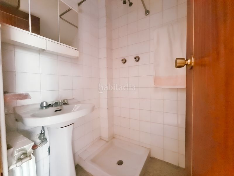 Foto aeecb5b1-0c61-48a7-b547-a46d748bacd2. Casa adossada a Adrada (La)