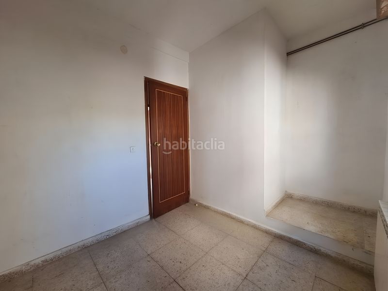 Foto ef2babac-6fd2-4fac-8705-c1386a2b67d6. Casa adossada a Adrada (La)