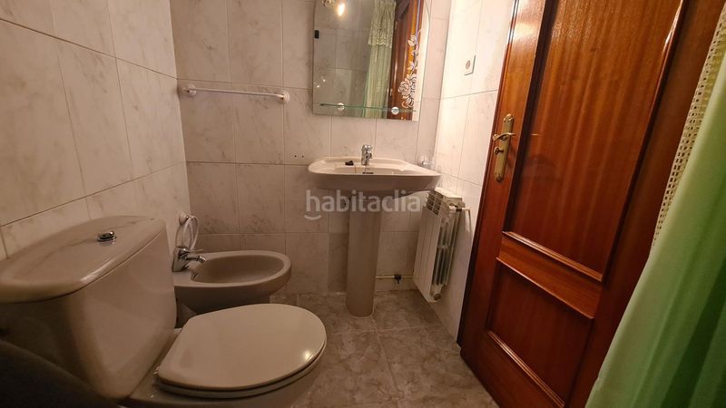 Foto ee4d4fd0-48d5-4087-9d09-08f42880f1c7. Pis amb calefacció aparcament a Adrada (La)