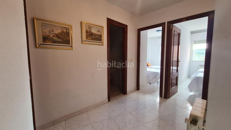 Foto f03e3ba4-4640-4696-bb9f-5bfdf6c77c3e. Pis amb calefacció aparcament a Adrada (La)