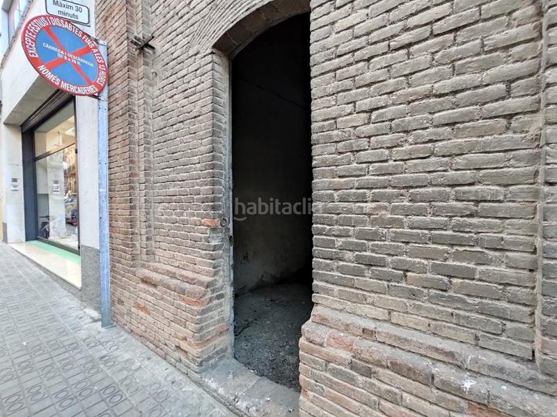 Foto 48e38109-c60f-426c-a0f1-6bbb7f239ec8. Edificio in Valls