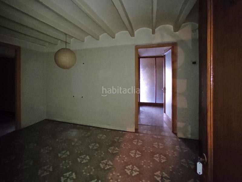 Foto df32ad54-a5d4-4459-8aaf-a963c0754c99. Edificio in Valls