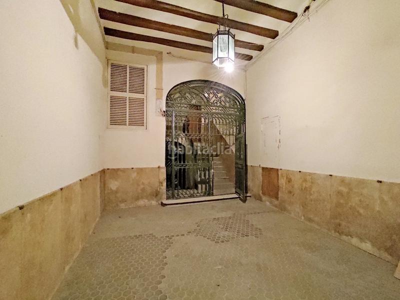 Foto ee00cc99-03a7-417a-841c-77b447976708. Edificio in Valls