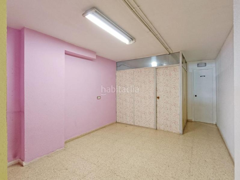 Foto 4d3b8c0b-c8e8-4d86-9487-d4204cf43cea. Location local commercial dans Eixample Tarragona