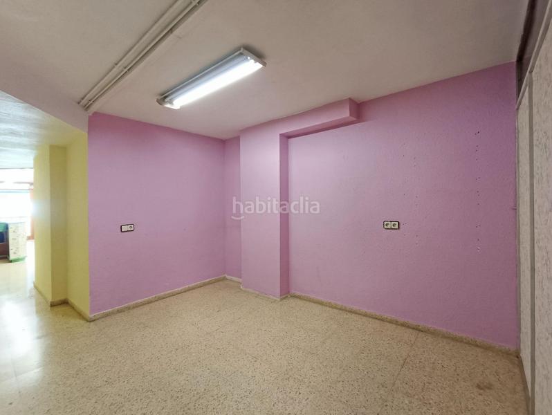 Foto a71e3bc1-f95d-4503-b25e-e6b440b02d4b. Location local commercial dans Eixample Tarragona