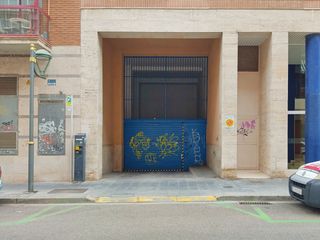 Location Parking voiture  Calle felip pedrell. Plaza de garaje en c felip pedrell