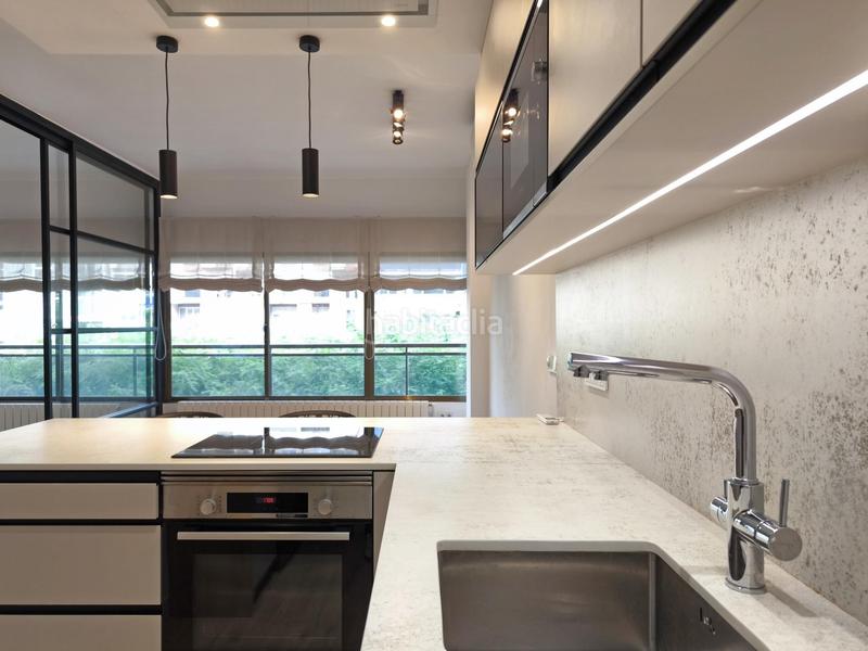 Foto 49809357-d877-45a1-bc1d-3636061e6c2a. Alquiler piso exclusiva vivienda de alquiler en el centro rambla nova en Tarragona