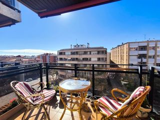 Piso en Nou Eixample Nord. Exclusiva vivienda amplia en tarragona centro con plaza de parki