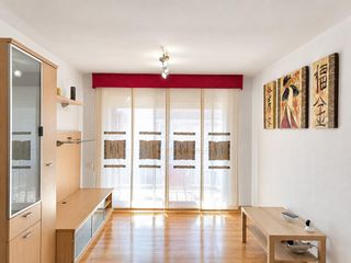 Piso  Violant d'hongria. Excepcional vivienda en violant dhongria con parking doble, tras