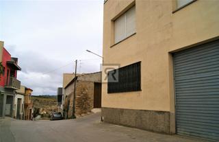 Building in Carrer de tarragona 11. Doble vivienda con almacén de 1200m2 – batea | tarragona
