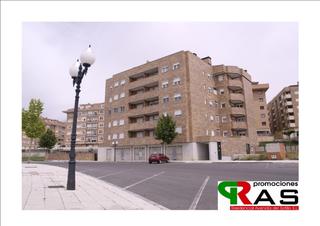 Aparcament cotxe a N/a