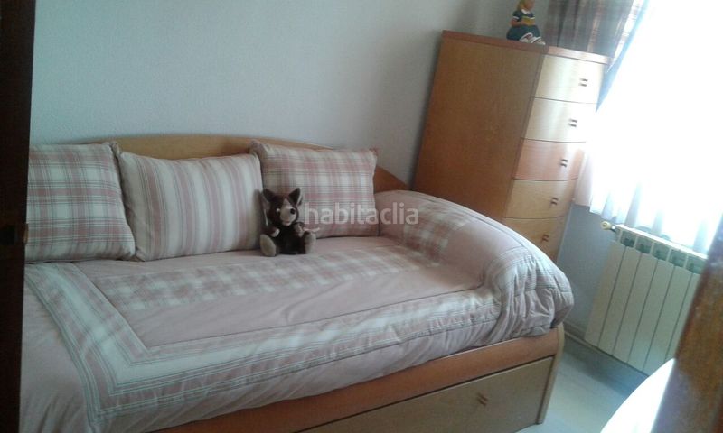 Foto e42df0eb-12a6-4197-947b-85bd1b474eae. Pis a calle independencia 4 a Solosancho