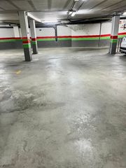 Location Parking voiture à Calle capitán peñas 17. Alquiler plaza e garaje