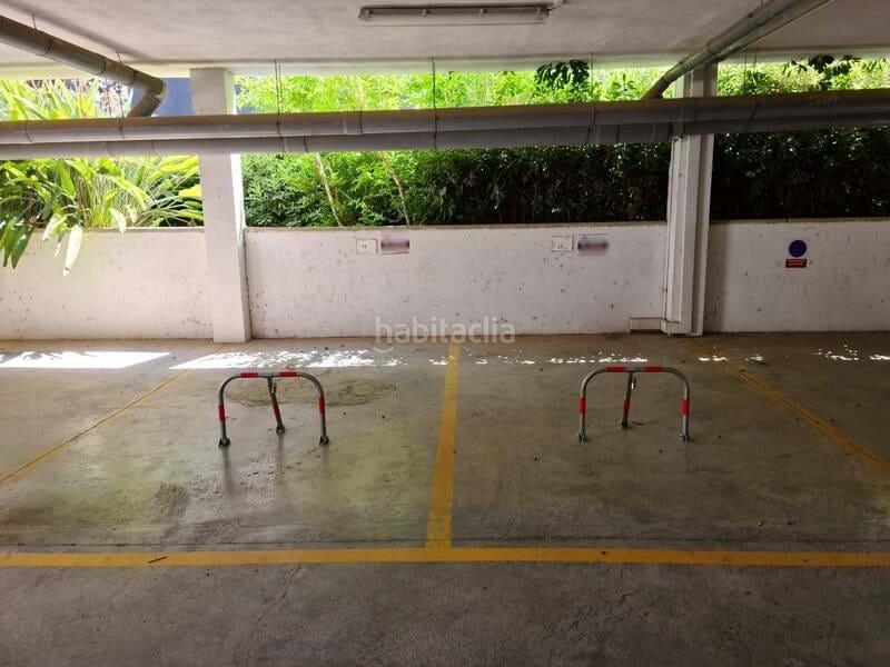 Foto a9e6a2df-1b80-45e0-94ab-7e6552456633. Aparcament cotxe a Parc Tecnològic Paterna